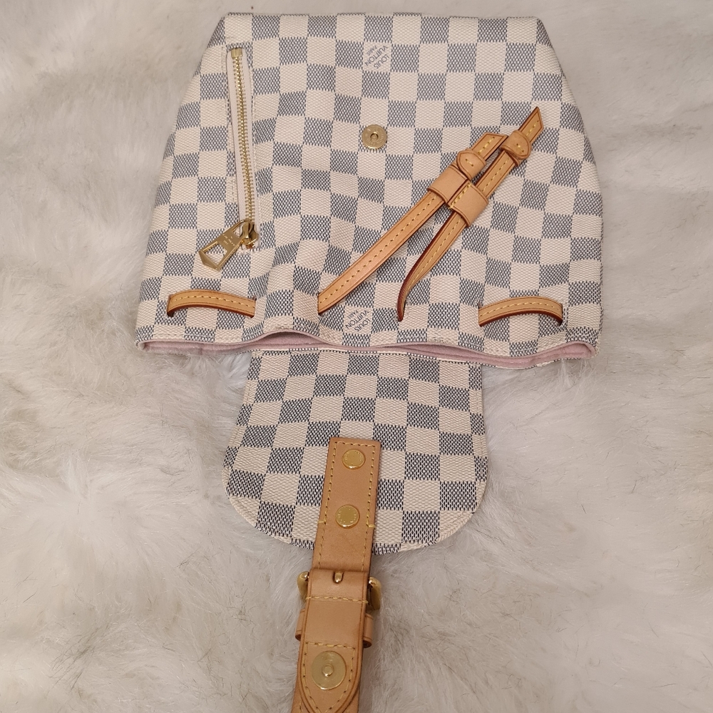 LV monogram Backpack - Picture 5 of 9